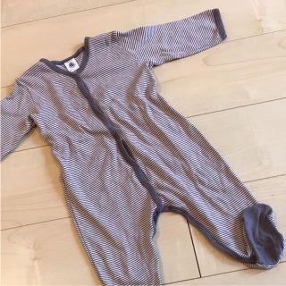 プチバトー(PETIT BATEAU)のプチバトー 長袖ロンパース  12m/74㎝(ロンパース)