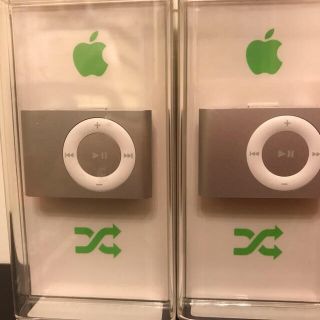 アップル(Apple)の【新品未開封】Apple iPod shuffle 第2世代 1GB シルバー(ポータブルプレーヤー)