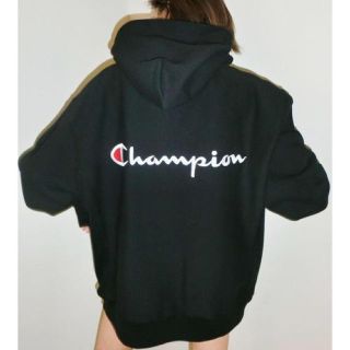 エモダ(EMODA)の EMODA×Champion スナップフーディ ♪(トレーナー/スウェット)