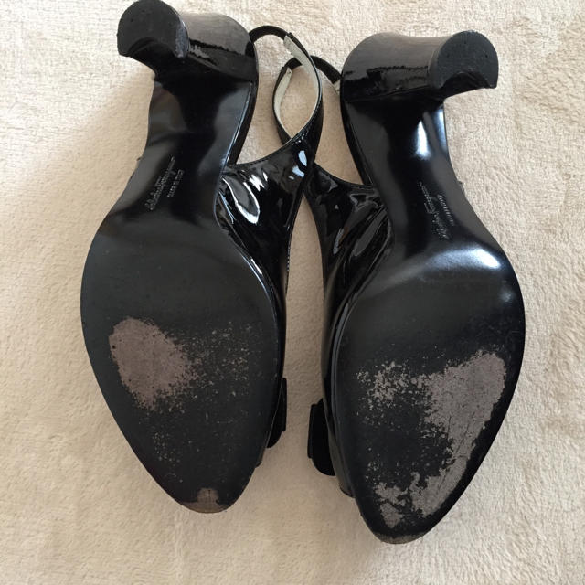 Salvatore Ferragamo(サルヴァトーレフェラガモ)のフェラガモ パンプス 7C レディースの靴/シューズ(ハイヒール/パンプス)の商品写真