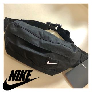 ナイキ(NIKE)の【ナイキ☆新品】ウエストポーチ NIKE ボディーバッグ 黒 正規品 メンズ(ウエストポーチ)