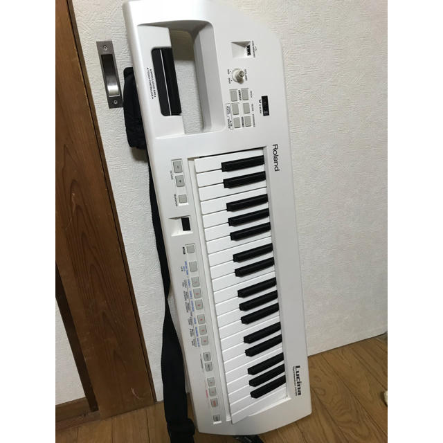 Roland(ローランド)のRoland lucina ax09 ショルダーキーボード 楽器の鍵盤楽器(電子ピアノ)の商品写真