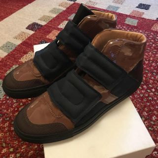 マルタンマルジェラ(Maison Martin Margiela)の【新品】Maison Margiela 6 ベルクロハイカットスニーカー(スニーカー)