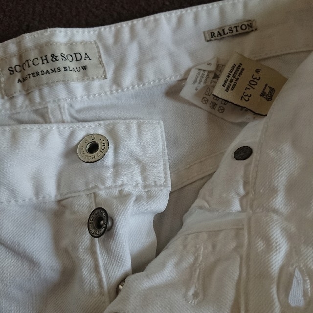 SCOTCH & SODA(スコッチアンドソーダ)のスコッチ&ソーダ  ホワイトデニムW30/L32テーパード メンズのパンツ(デニム/ジーンズ)の商品写真