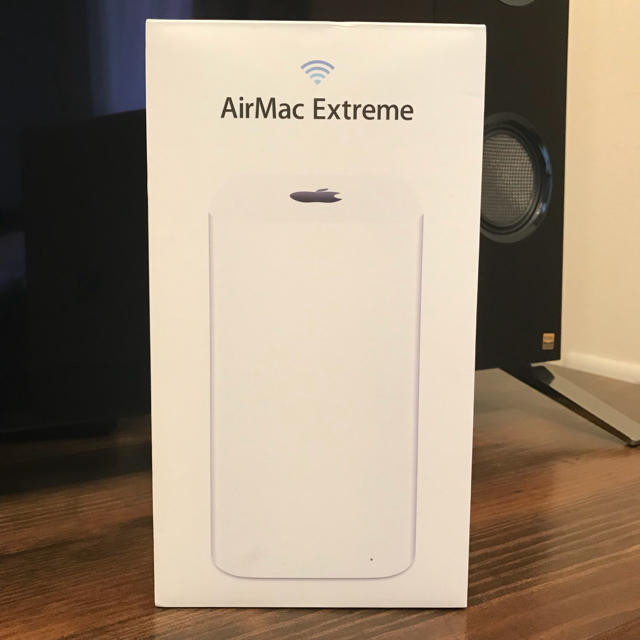 Apple(アップル)の【monaka様用】Apple AirMac Extreme ME918J/A  スマホ/家電/カメラのPC/タブレット(PC周辺機器)の商品写真