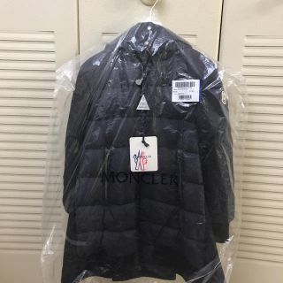 モンクレール(MONCLER)の値下げ！新品8A Blois ネイビーダウン  モンクレール(ジャケット/上着)