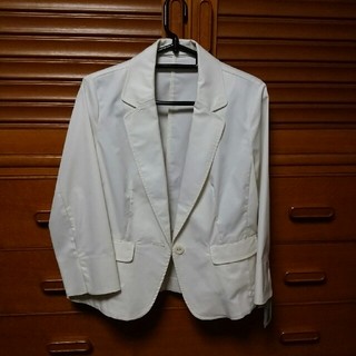 シマムラ(しまむら)の白のジャケット(テーラードジャケット)