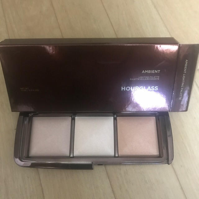 Sephora(セフォラ)のhourglass パレット/HOURGLASS   コスメ/美容のベースメイク/化粧品(フェイスカラー)の商品写真