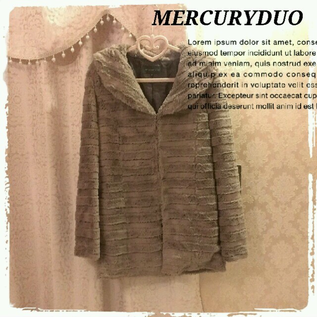 MERCURYDUO(マーキュリーデュオ)のフェイクファーコート レディースのジャケット/アウター(毛皮/ファーコート)の商品写真