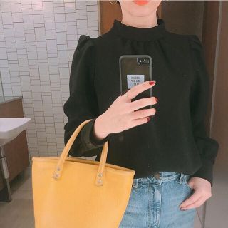 ユニクロ(UNIQLO)の★新品 今期 完売品！ GU ジーユー 美シルエット ハイネックブラウス(シャツ/ブラウス(長袖/七分))