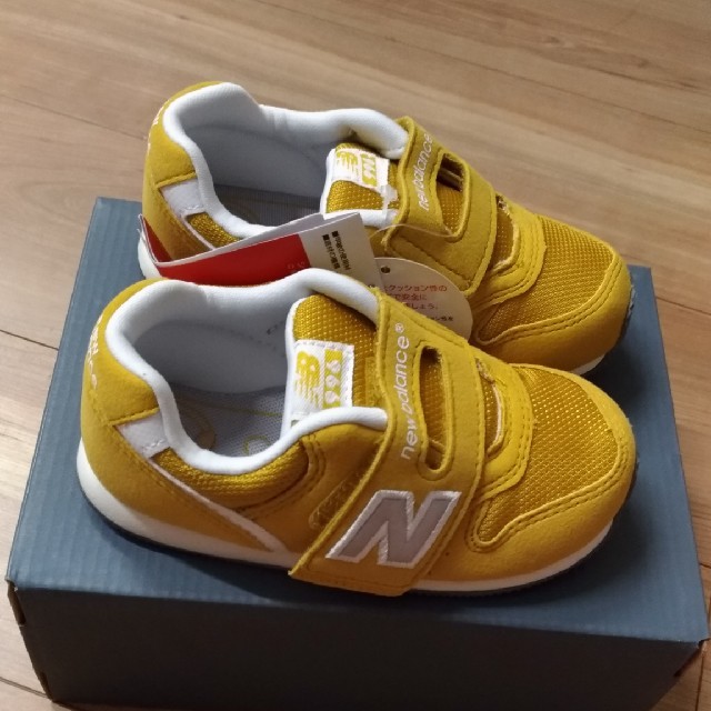 New Balance(ニューバランス)の箱なし　ニューバランス ベビー スニーカー
16.0cm イエロー キッズ/ベビー/マタニティのキッズ靴/シューズ(15cm~)(スニーカー)の商品写真