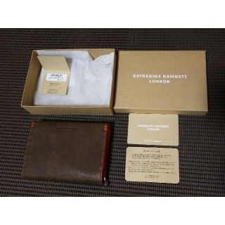 キャサリンハムネット(KATHARINE HAMNETT)の【美品】KATHARINE　HAMNETT　二つ折り財布(折り財布)