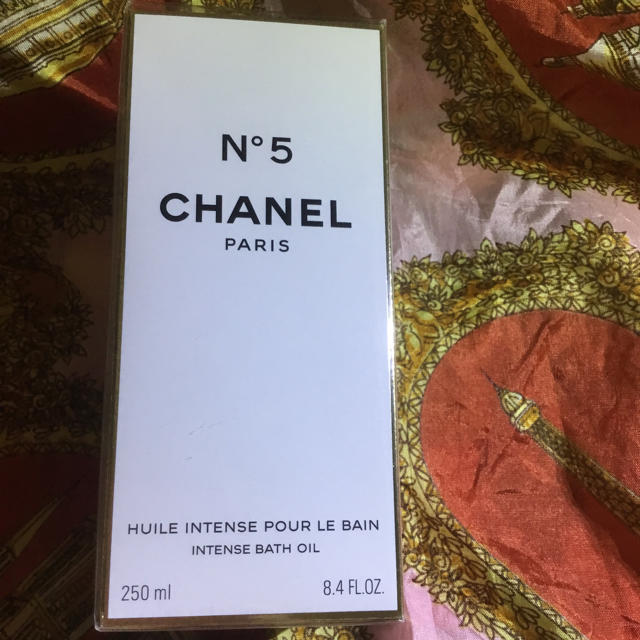 CHANEL - シャネル No.5 バスエッセンス 新品未使用 未開封の通販 by hiro−hiro's shop｜シャネルならラクマ