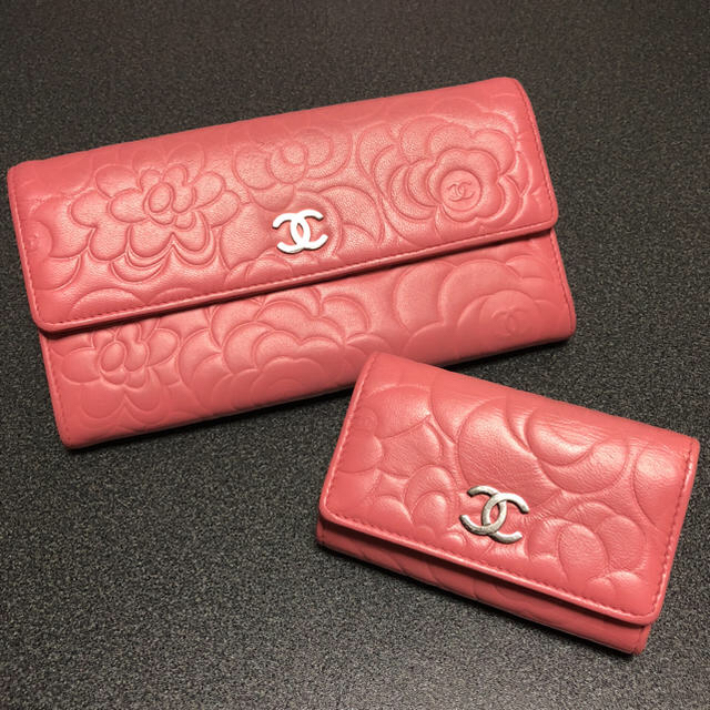 CHANEL(シャネル)のシャネル  カメリア 長財布&キーケース 2点セット レディースのファッション小物(財布)の商品写真