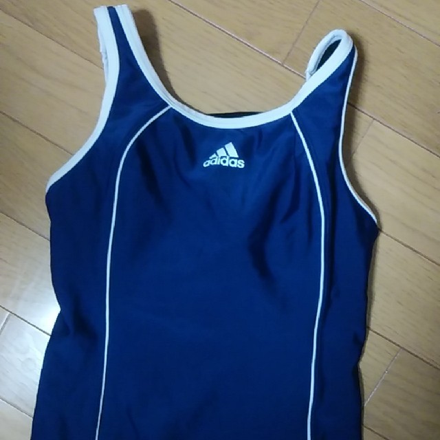 adidas(アディダス)のRinRin様専用☆アディダス水着150 キッズ/ベビー/マタニティのキッズ服女の子用(90cm~)(水着)の商品写真