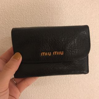 ミュウミュウ(miumiu)のmiumiu / ミニ財布(財布)