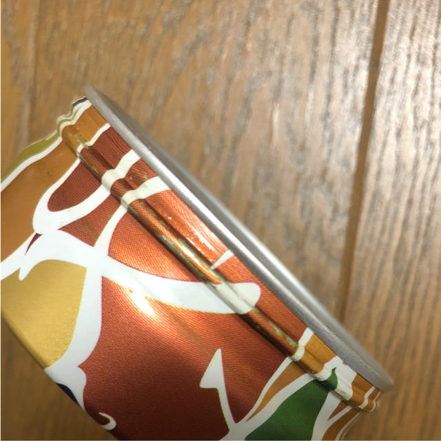 スチームクリーム 空き缶 大阪 インテリア/住まい/日用品のインテリア小物(小物入れ)の商品写真