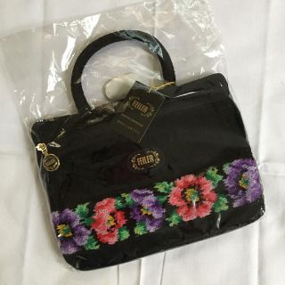 フェイラー(FEILER)のフェイラー★新品★未使用★美品★ポーチ★花★刺繍★メイク★リップ★ファンデ★(ポーチ)