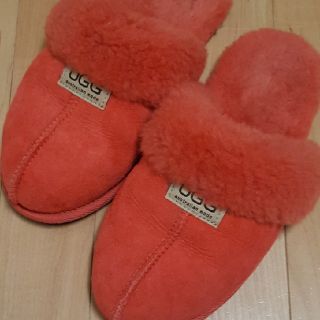 アグ(UGG)のUGG　アグ　スリッパ(スリッパ/ルームシューズ)