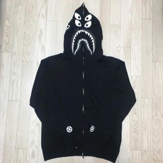 アベイシングエイプ(A BATHING APE)の希少2017 BxH X BAPE ZIP HOODIE(ブルゾン)