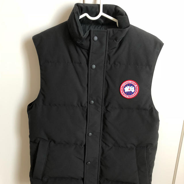 CANADA GOOSE(カナダグース)のCanada goose  カナダグースギャルソンベスト フリークスストア メンズのジャケット/アウター(ダウンベスト)の商品写真