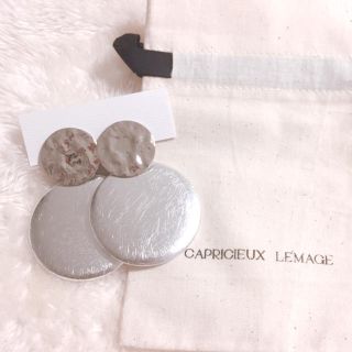 カプリシューレマージュ(CAPRICIEUX LE'MAGE)の【CAPRICIEUX LE'MAGE】シルバー凹凸イヤリング✩︎新品(イヤリング)