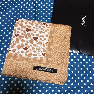 サンローラン(Saint Laurent)の★ イヴサンローラン 大判 ハンカチ ⑤ ベージュ ヒョウ柄 ５８cm(ハンカチ)