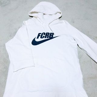 エフシーアールビー(F.C.R.B.)のNIKE　コラボ　パーカー　稀少　FCRB(パーカー)