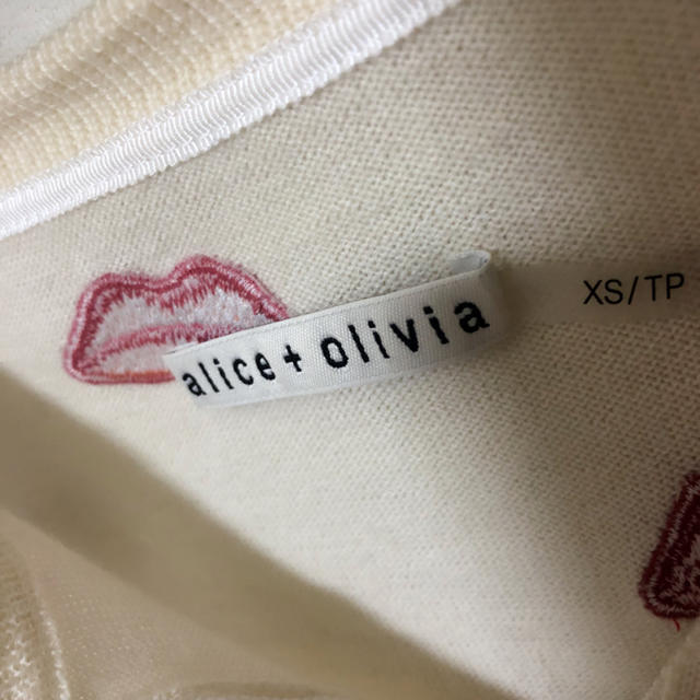 Alice+Olivia(アリスアンドオリビア)のアリスアンドオリビア リップ カーディガン マルチカラー レディースのトップス(カーディガン)の商品写真