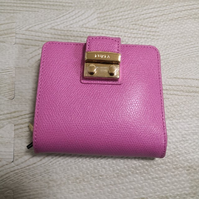 財布FURLA　メトロポリス財布