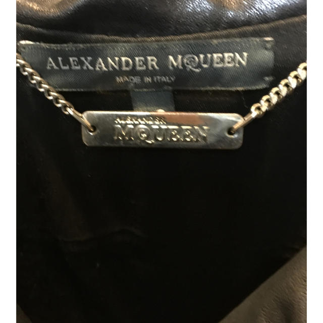 Alexander McQueen(アレキサンダーマックイーン)のアレキサンダーマックイーン レザージャケット レディースのジャケット/アウター(ライダースジャケット)の商品写真