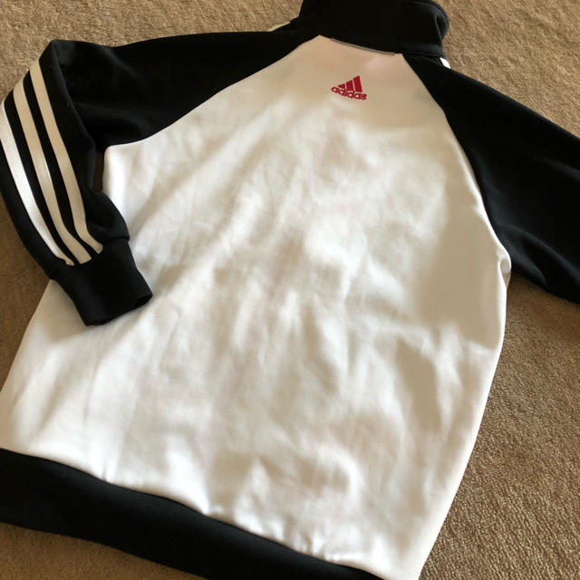 adidas(アディダス)のアディダス キッズジャケット 140 キッズ/ベビー/マタニティのキッズ服女の子用(90cm~)(ジャケット/上着)の商品写真