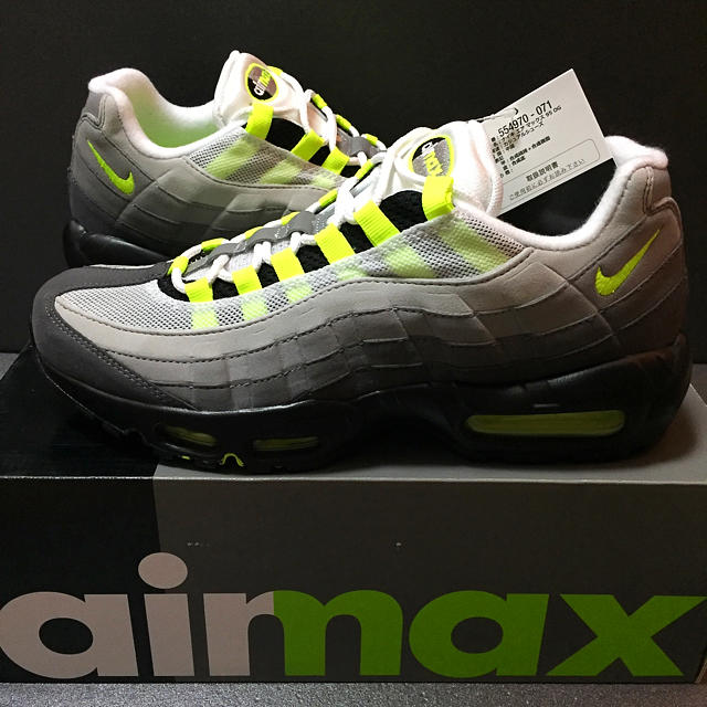 NIKE(ナイキ)の新品 27 黒タグ NIKE AIR MAX 95 OG イエローグラデ 9 メンズの靴/シューズ(スニーカー)の商品写真