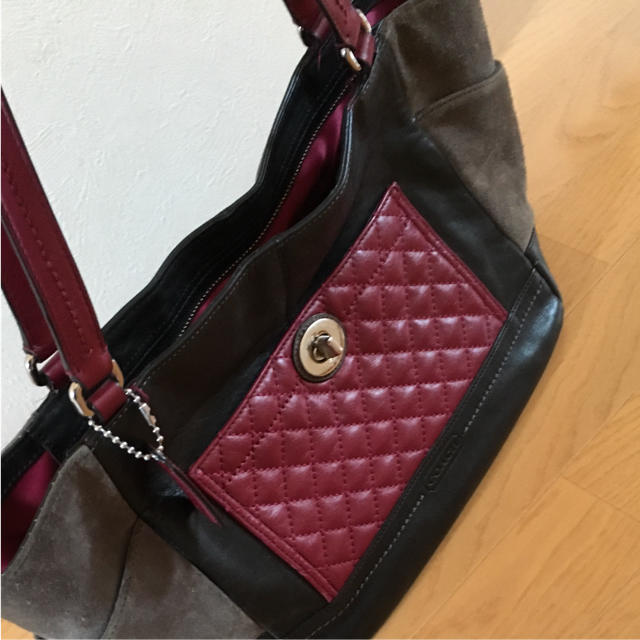 COACH(コーチ)の❣️COACH レザースエードショルダーバッグ美品❣️ レディースのバッグ(ショルダーバッグ)の商品写真