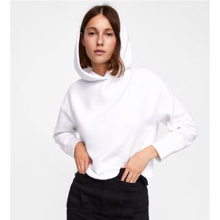 ザラ(ZARA)のZARA パーカー M ホワイト(パーカー)