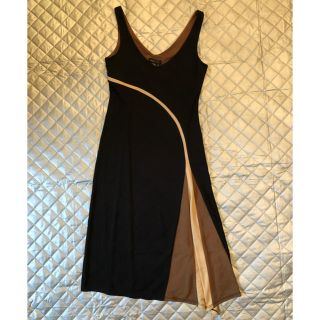 ビーシービージーマックスアズリア(BCBGMAXAZRIA)のc様専用！美品！BCBGMAXAZRIAのワンピース♡(ひざ丈ワンピース)