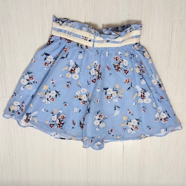 JILLSTUART(ジルスチュアート)のジルスチュアート  キュロット スカート風 ブルー 花柄 リボン レディースのパンツ(キュロット)の商品写真