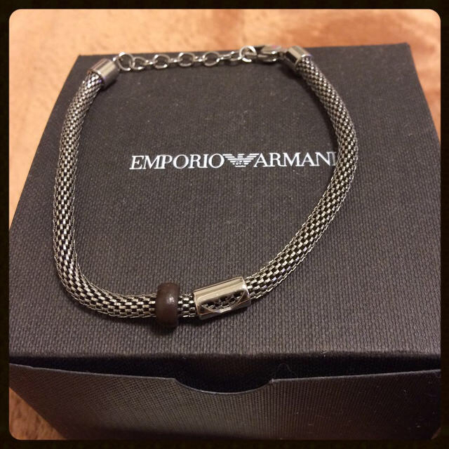 Emporio Armani(エンポリオアルマーニ)のEMPORIO ARMANIブレスレット レディースのアクセサリー(ブレスレット/バングル)の商品写真