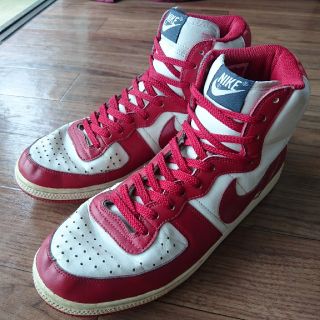 ナイキ(NIKE)の

【2009年SSモデル】ナイキ　ターミネーターHIベーシック　白/赤 28(スニーカー)