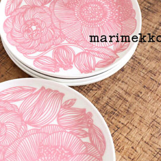 マリメッコ(marimekko)のマリメッコ　marimekko  クルイェンポルヴィ ピンク プレート20CM(食器)