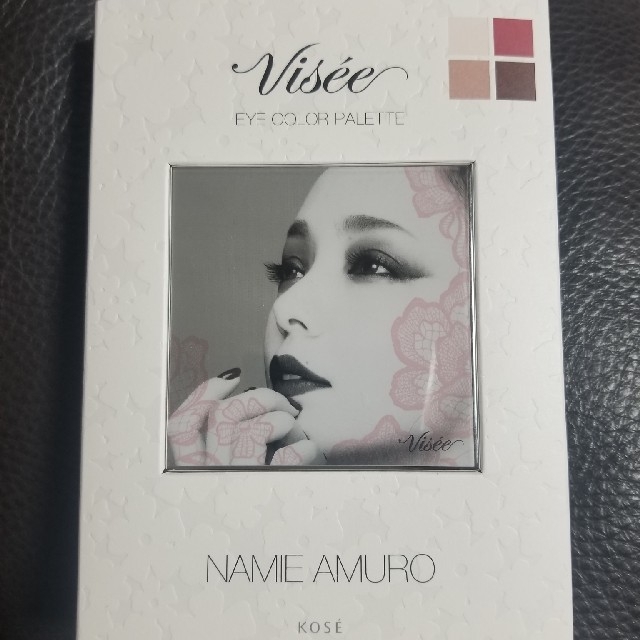 安室奈美恵アイカラーパレットNA02 コスメ/美容のベースメイク/化粧品(アイシャドウ)の商品写真