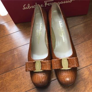 サルヴァトーレフェラガモ(Salvatore Ferragamo)のフェラガモ 靴(ハイヒール/パンプス)