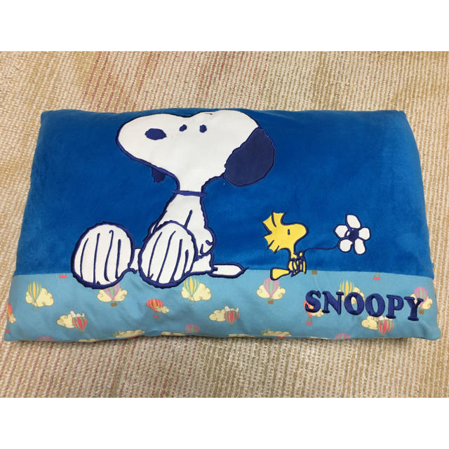 SNOOPY(スヌーピー)のスヌーピー 枕 インテリア/住まい/日用品の寝具(枕)の商品写真