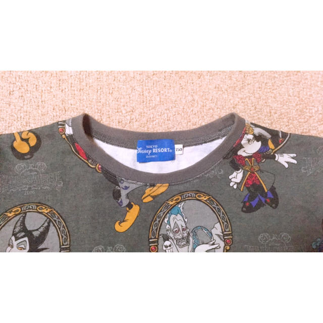 Disney(ディズニー)のTシャツ レディースのトップス(Tシャツ(半袖/袖なし))の商品写真