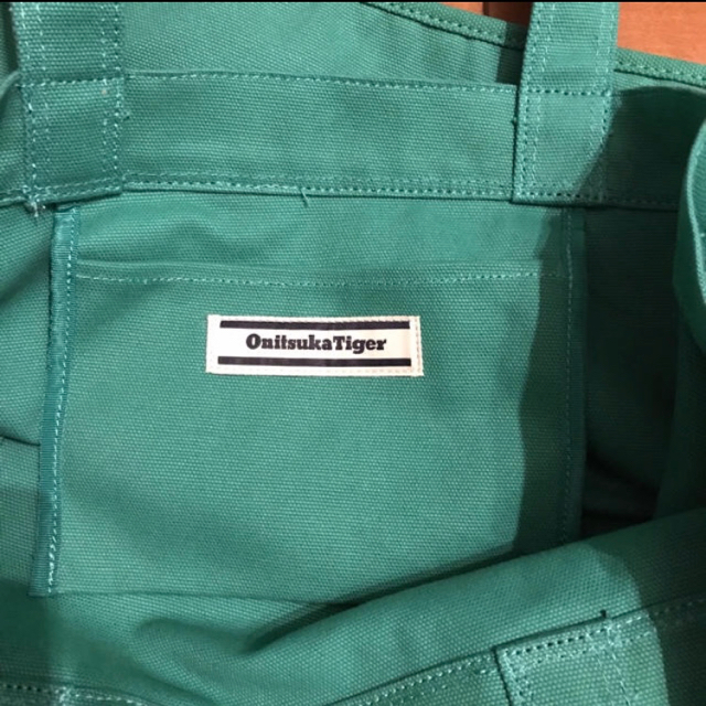 Onitsuka Tiger(オニツカタイガー)のオニツカタイガーバッグ未使用新品 レディースのバッグ(トートバッグ)の商品写真