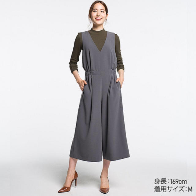 UNIQLO(ユニクロ)のサロペット オールインワン レディースのパンツ(オールインワン)の商品写真