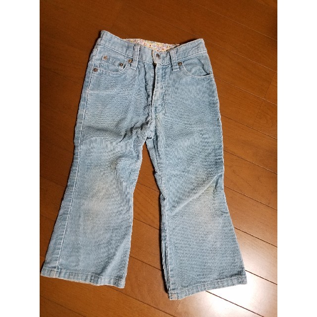 Levi's(リーバイス)のLevi's　コーデュロイパンツ　4T キッズ/ベビー/マタニティのキッズ服女の子用(90cm~)(パンツ/スパッツ)の商品写真