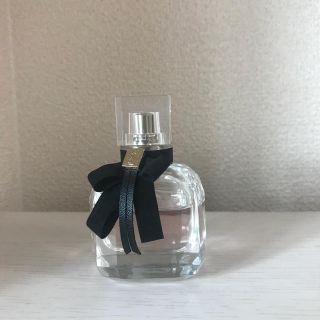 イヴサンローランボーテ(Yves Saint Laurent Beaute)の箱付き イヴサンローラン モン パリオーデパルファム(香水(女性用))