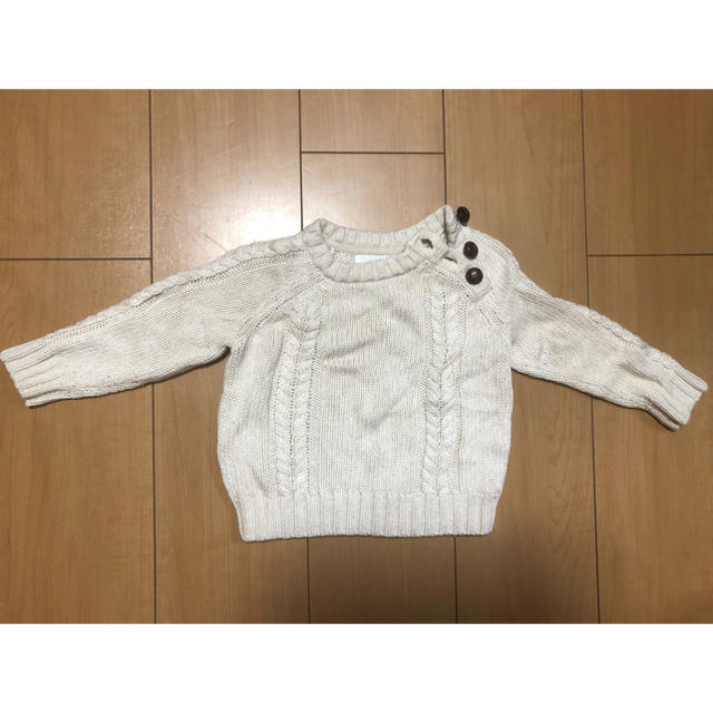 Old Navy(オールドネイビー)のOLDNAVY 白ニット キッズ/ベビー/マタニティのベビー服(~85cm)(ニット/セーター)の商品写真