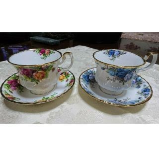 ロイヤルアルバート(ROYAL ALBERT)の【値下げ】ロイヤルアルバート カップ&ソーサー 1客(グラス/カップ)